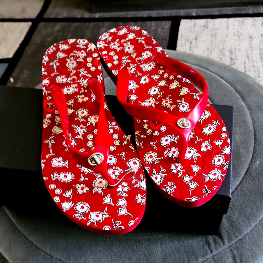 Coach Flip Flop